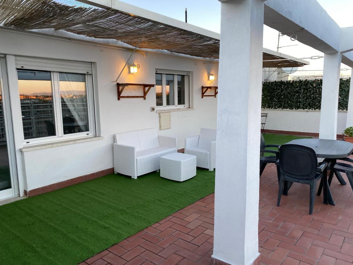 ローマ La Terrazza Imperialeヴィラ エクステリア 写真