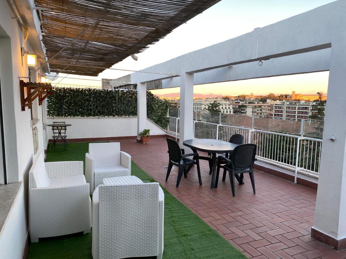 ローマ La Terrazza Imperialeヴィラ エクステリア 写真